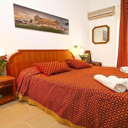 招待所 Key Center