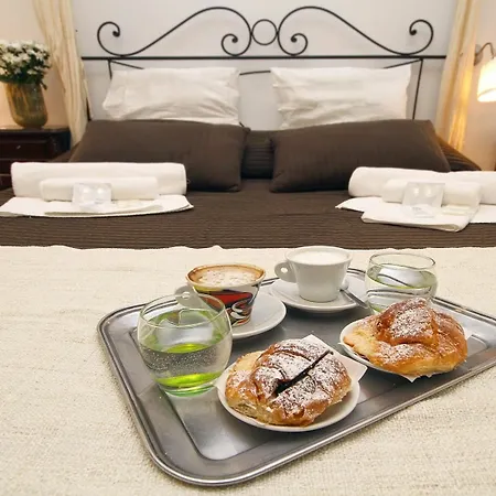 招待所 Key Center 4*