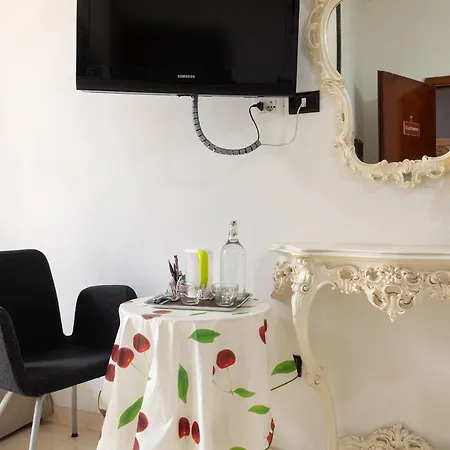 Key Center Konukevi 4*