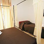 Key Center Affittacamere 4*